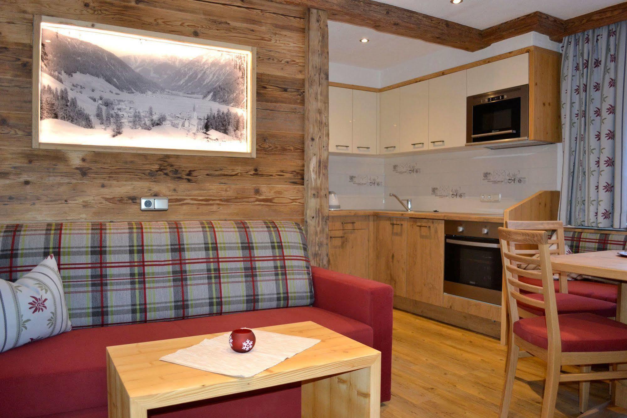 Pension Alpenperle โฮลซ์เกา ภายนอก รูปภาพ